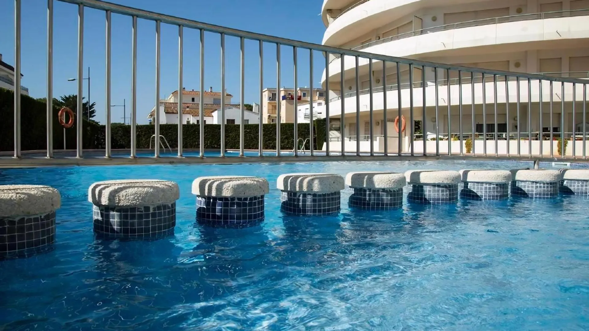 Strandnahe Wohnung In L Estartit Mit Pool L'Estartit Appartement